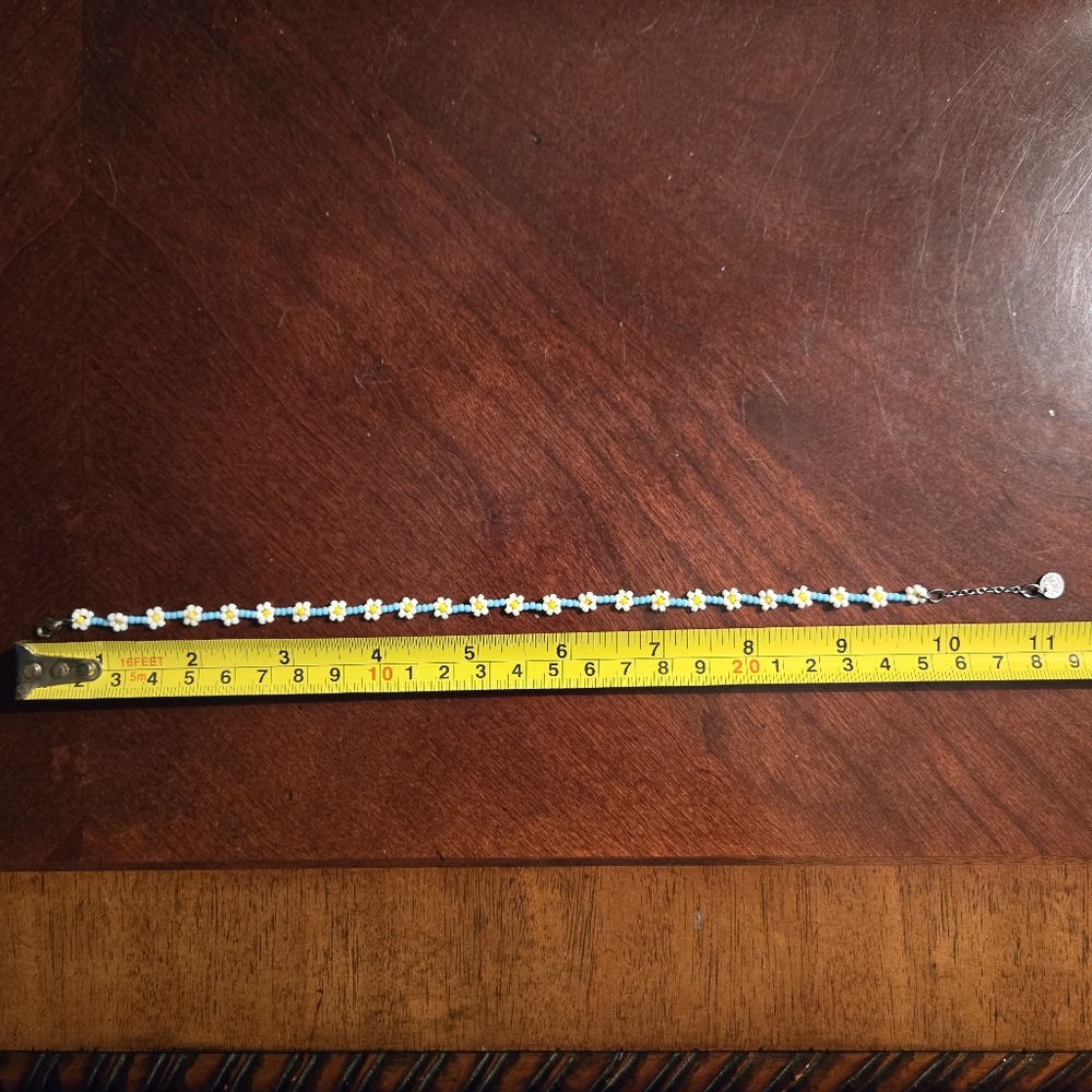 Pura Vida Blue and White Daisy Flower Seed Bead Anklet - Picture 3 of 3